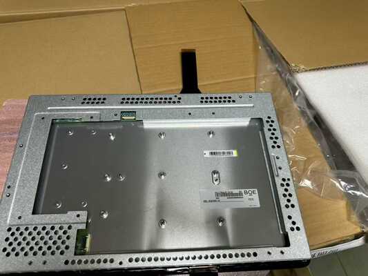 سعر جيد BOE 17.4 بوصة شاشة LCD للسيارات مع 800 cd / m2 الوضوح و 30pin Connector للتطبيقات الخارجية عالية الوضوح الانترنت