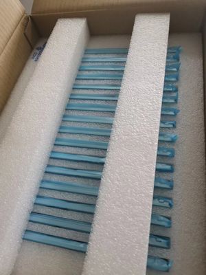 سعر جيد إنولوكس 12.1 بوصة شاشة LCD الصناعية مع 1024x768 بكسل و 500cd / m2 الوضوح G121X1-L04 الانترنت