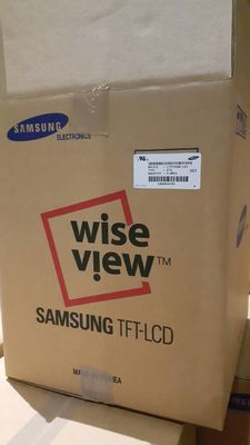 سعر جيد شاشة سامسونج LCD مكتبية مقاس 15 بوصة بدقة 1024x768 وسطوع 250 شمعة/م2 وموصل LVDS بـ 20 سنًا LTM150XH-L01 الانترنت